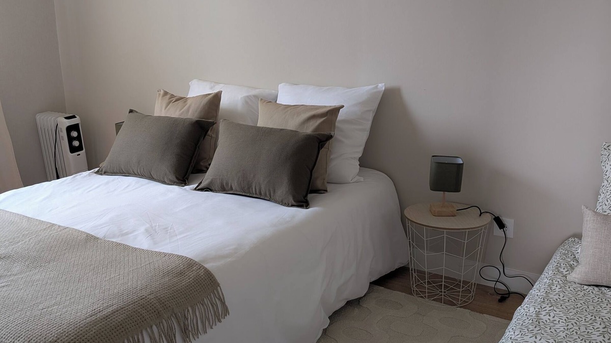 Noyers-sur-Cher Apartment | Quiet, restful little house a few minutes from the zoo, close to the castles.