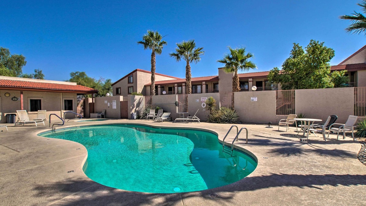 Apache Junction Condo | Quiet Retreat ~ 5 Mi to Lost Dutchman State Park!