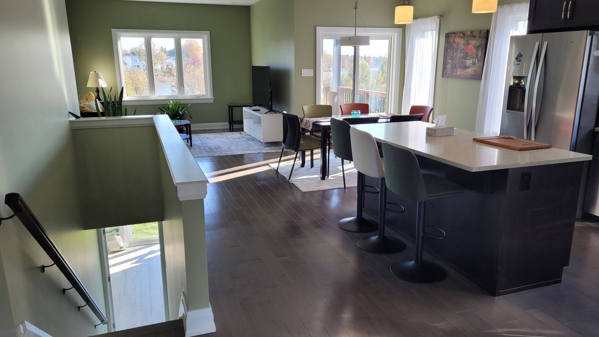 Casselman House | Quiet Riverfront , Pet friendly