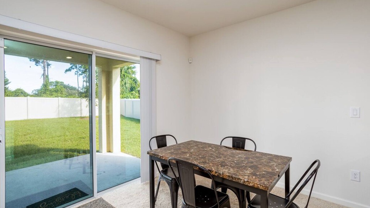 Titusville House | Quiet Scenic location 2br apt close to Orlando Attractions/Kennedy Space Center