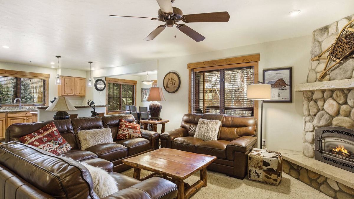 Steamboat Springs Condo | Quiet - Spacious- On Ski Bus Line - Community Hot Tubs - WD