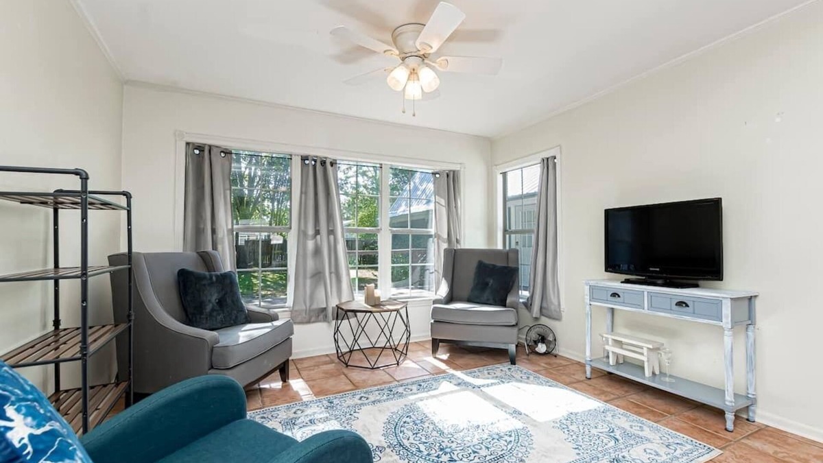 Mid City South House | Quiet Spacious Cottage - Mid-City District