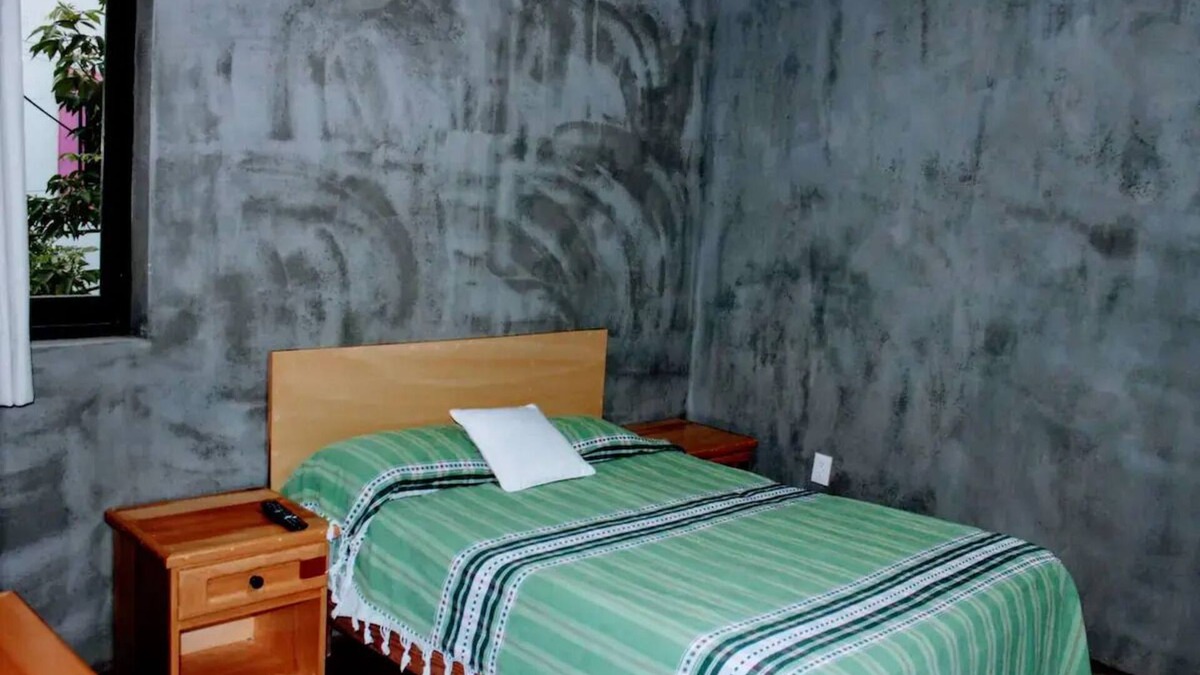Oaxaca Apartment | Quiet stay near Zócalo · Wi-Fi · Terrace · Walkable · For 2 guest