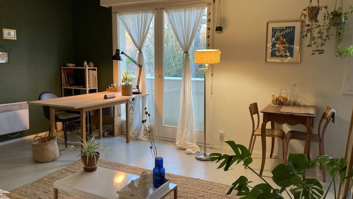 Moulin du Comte Apartment | QUIET STUDIO near town center facing park/river vilaine :)