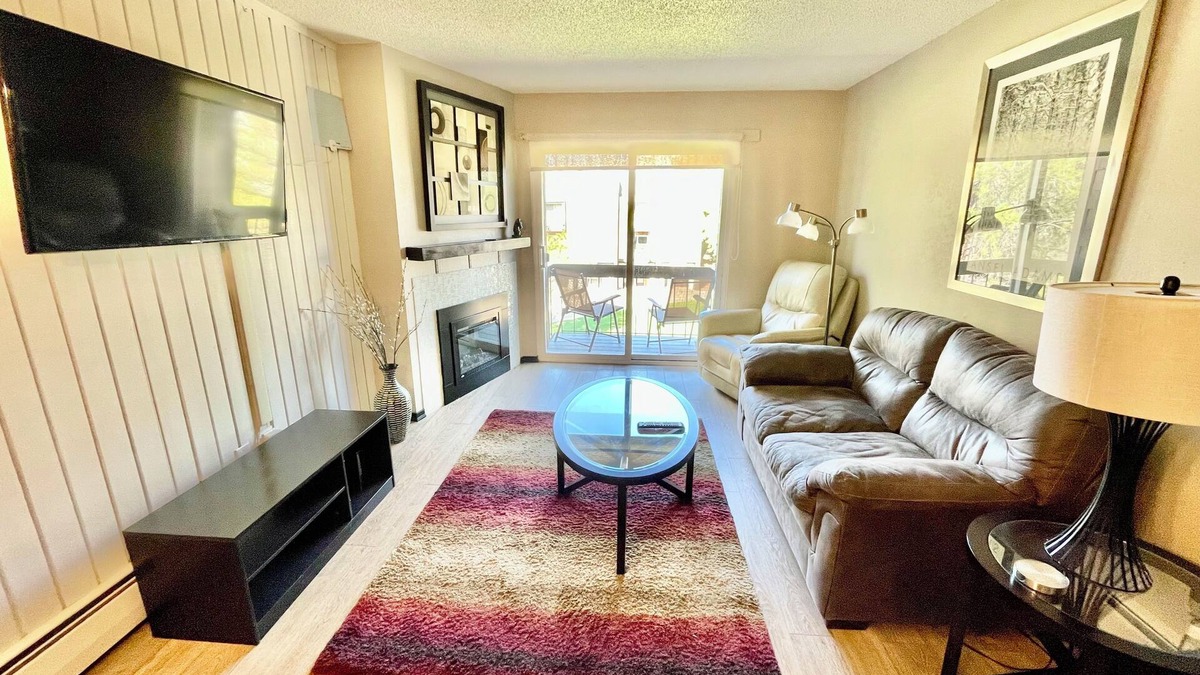 Grand Junction Apartment | Quiet top floor apartment with indoor pool