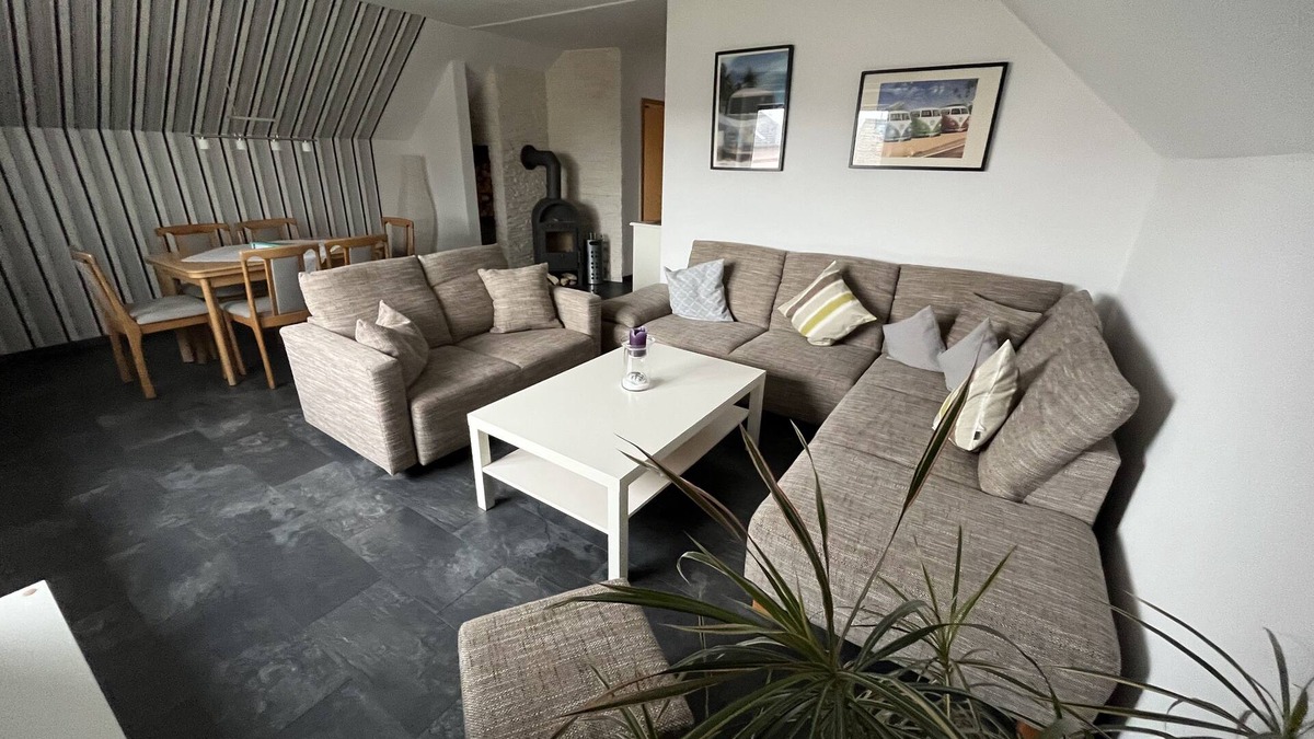 Nordenham Apartment | Quiet vacation apartment with a view of Bremerhaven