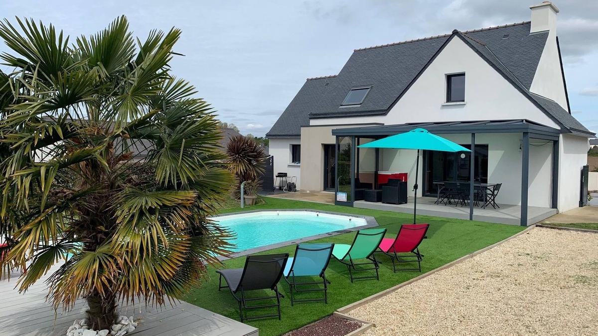 Sainte-Helene Villa | Quiet villa near the sea with heated pool