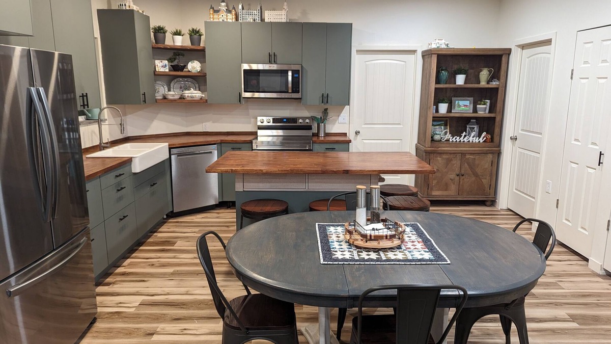 Rexburg Cottage | Quilty Cottage - No Cleaning Fee - Quiet Space just outside of Rexburg