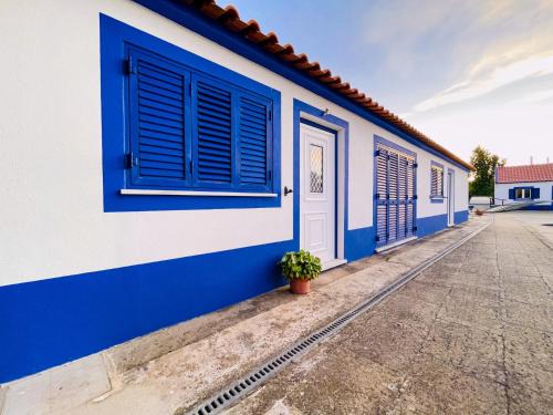 Santo Estevao Apartment | Quinta do Cutato - Piscina Guest House