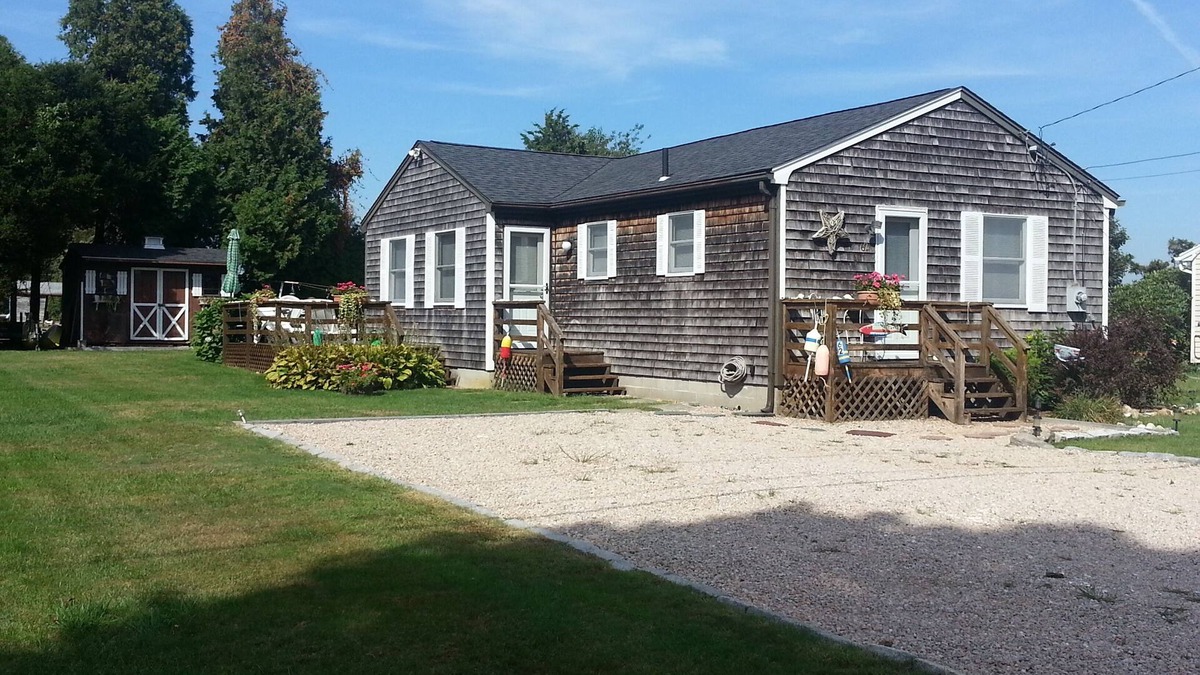 Matunuck Cottage | Quintessential Cottage in Matunuck