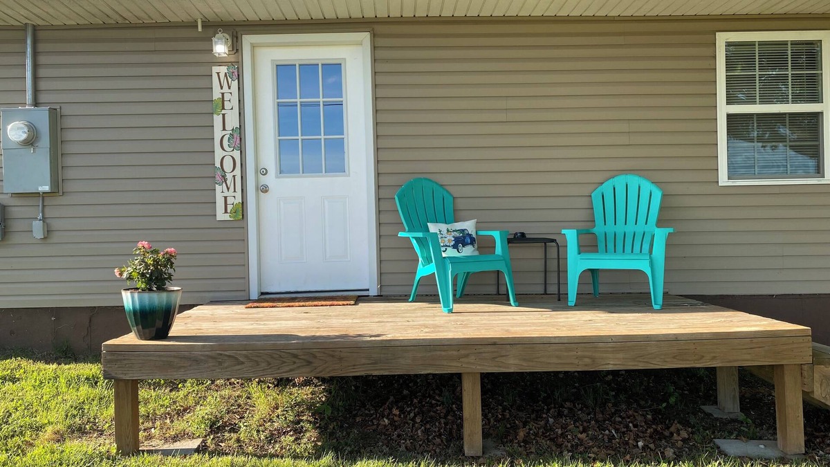 Harrison House | Quite and peaceful country setting just minutes from town.