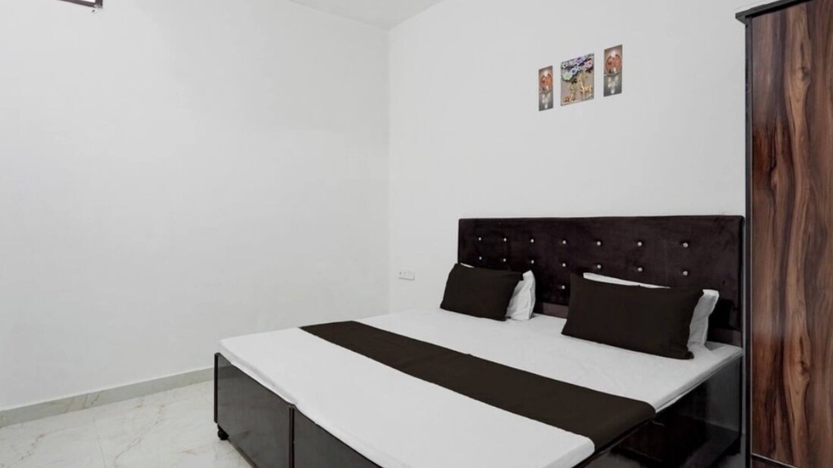 Amritsar Bed & Breakfast | Quoted Rate for 6 Bedroom chargesaccordingly to room takenfamous GoldenTemple3km