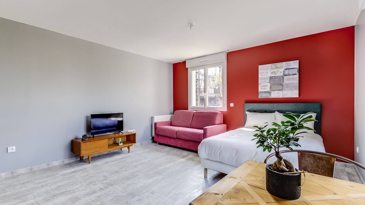 Aulnay-sous-Bois Apartment | Résidence 4T Immo Lit Double + Canapé lit