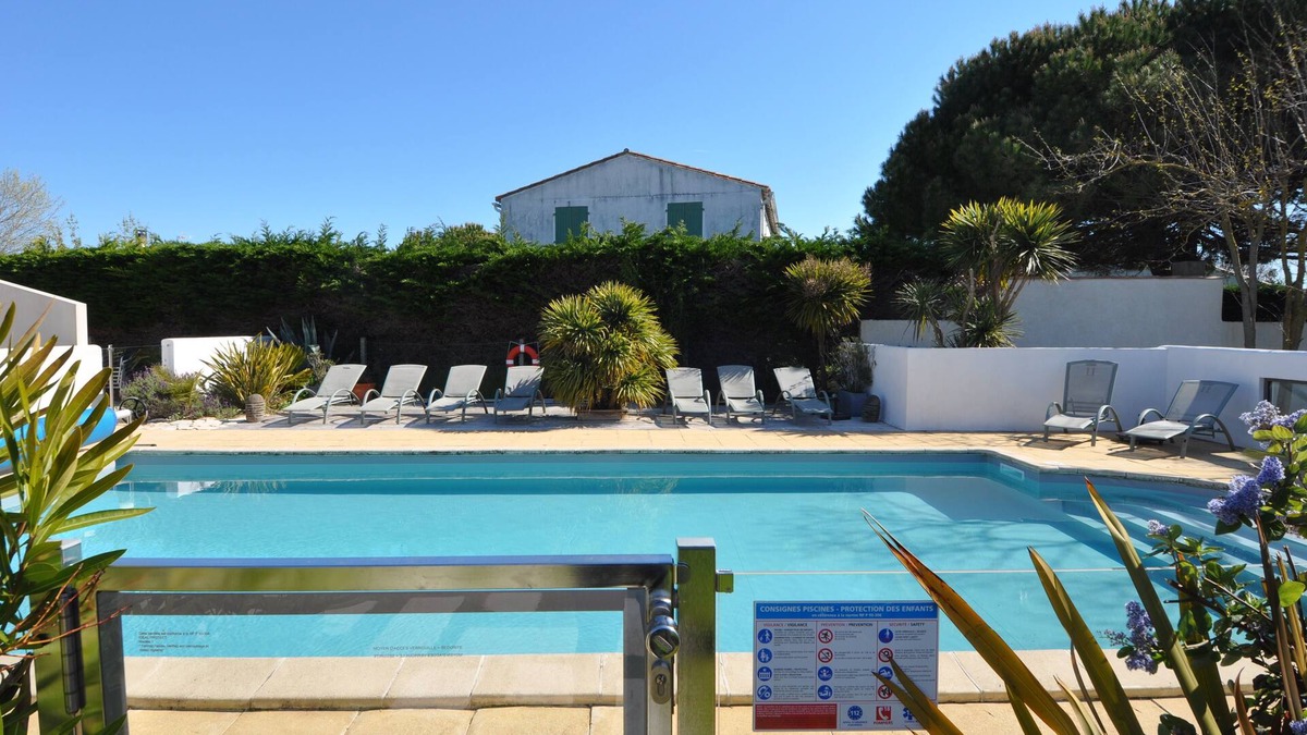 La Couarde-sur-Mer Apartment | Résidence Piscine Commune Centre Village et Plages