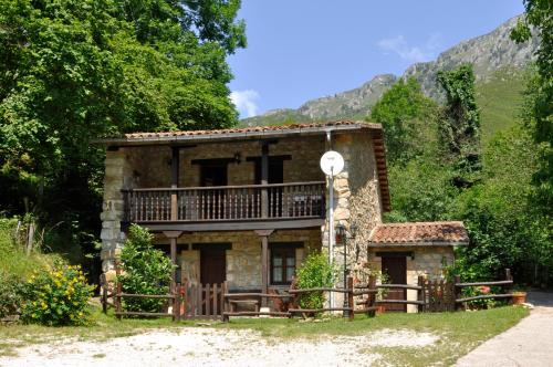 Llonin House | Río Aliso