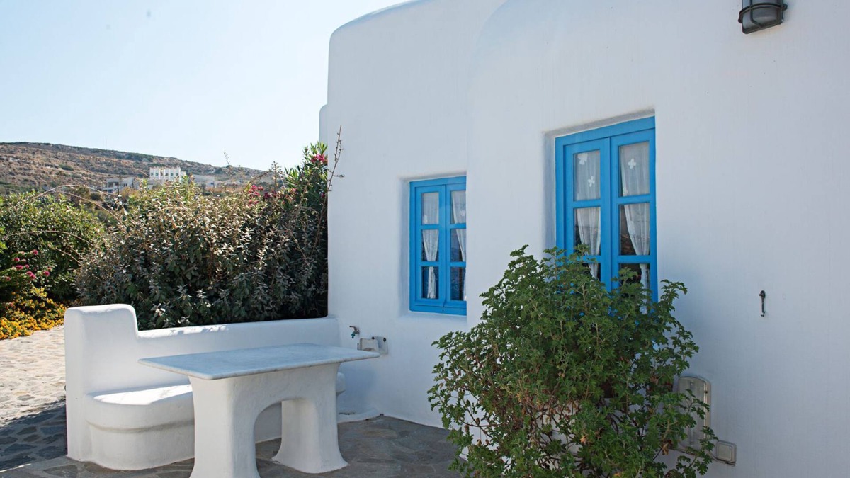 Vivlos Villa | R 1345 Two Bedroom Villa with Sea View | Kleio | V1A