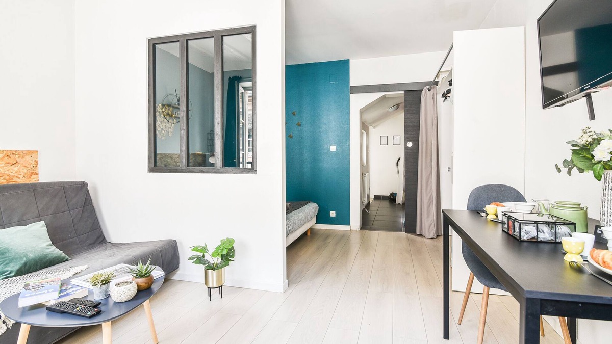Krutenau Apartment | R Apartments Strasbourg Fenêtresurkrut ideal for couple and family!