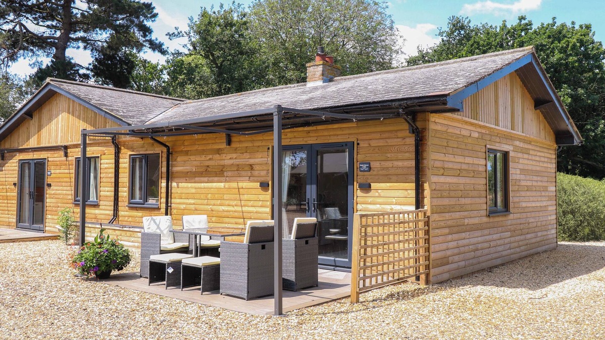 Ringstead Cottage | RABBIT WARREN LODGE, family friendly, with a garden in Snettisham