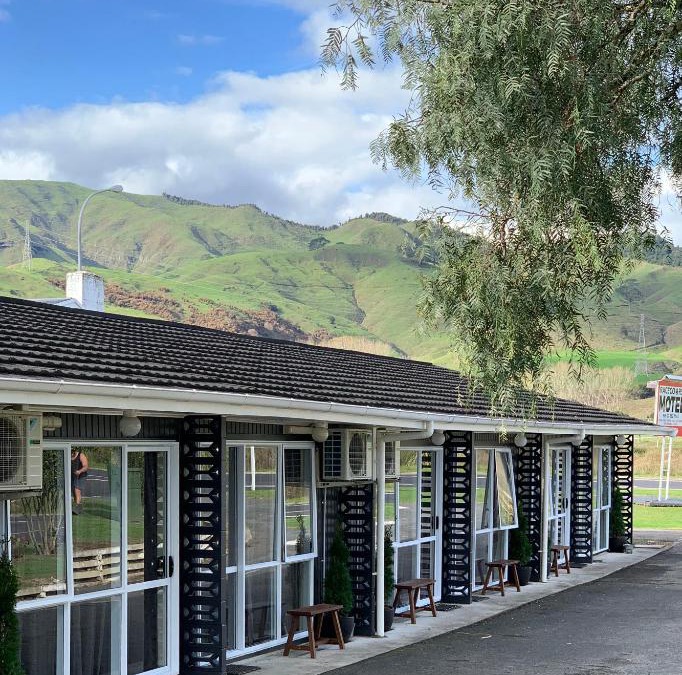 Paeroa Hotel | Racecourse Motel