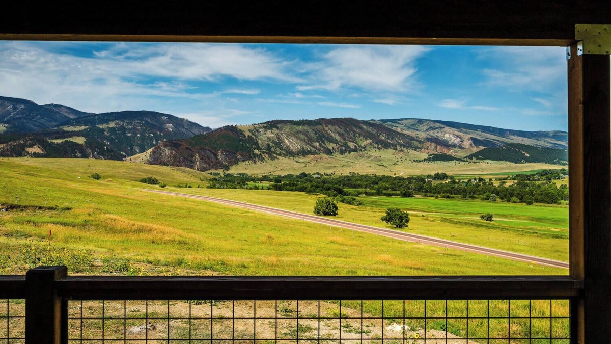 Dayton House | Rachael's Place | Views, Adventures, Deluxe Stay