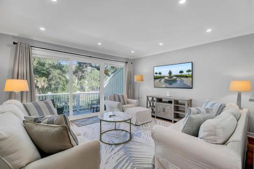 Twin Oaks House | Racquet Club 24 by Wild Dunes, in Resort Core