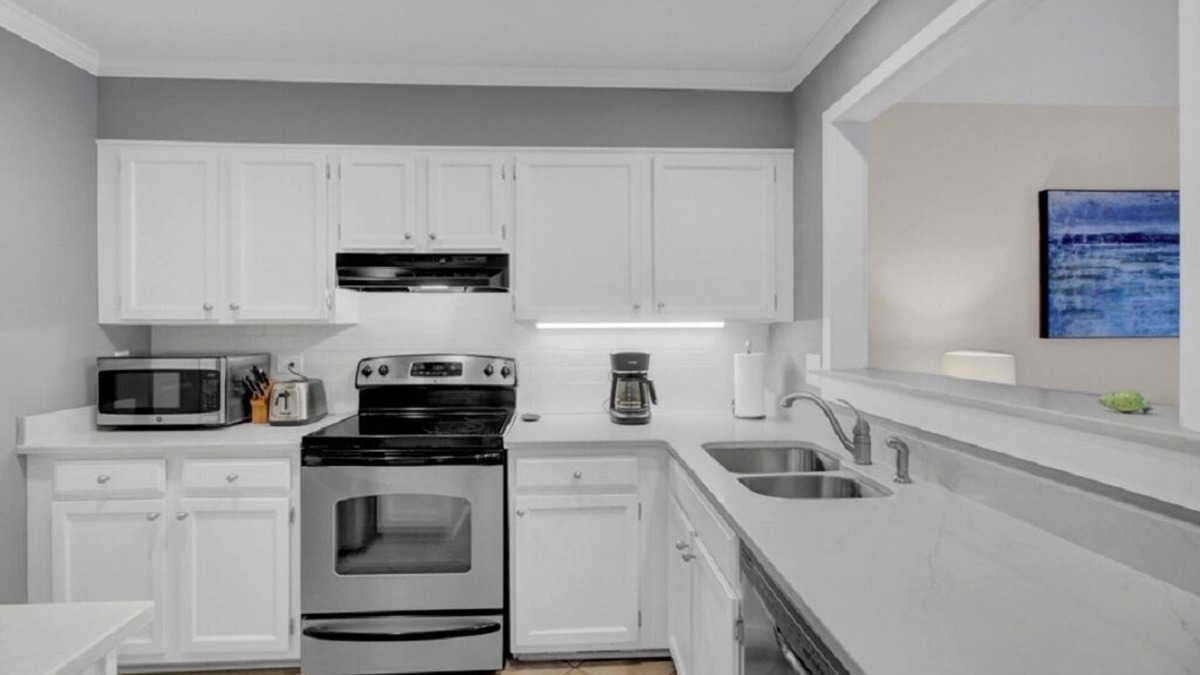 Twin Oaks Condo | Racquet Club 41 by Wild Dunes, in Resort Core