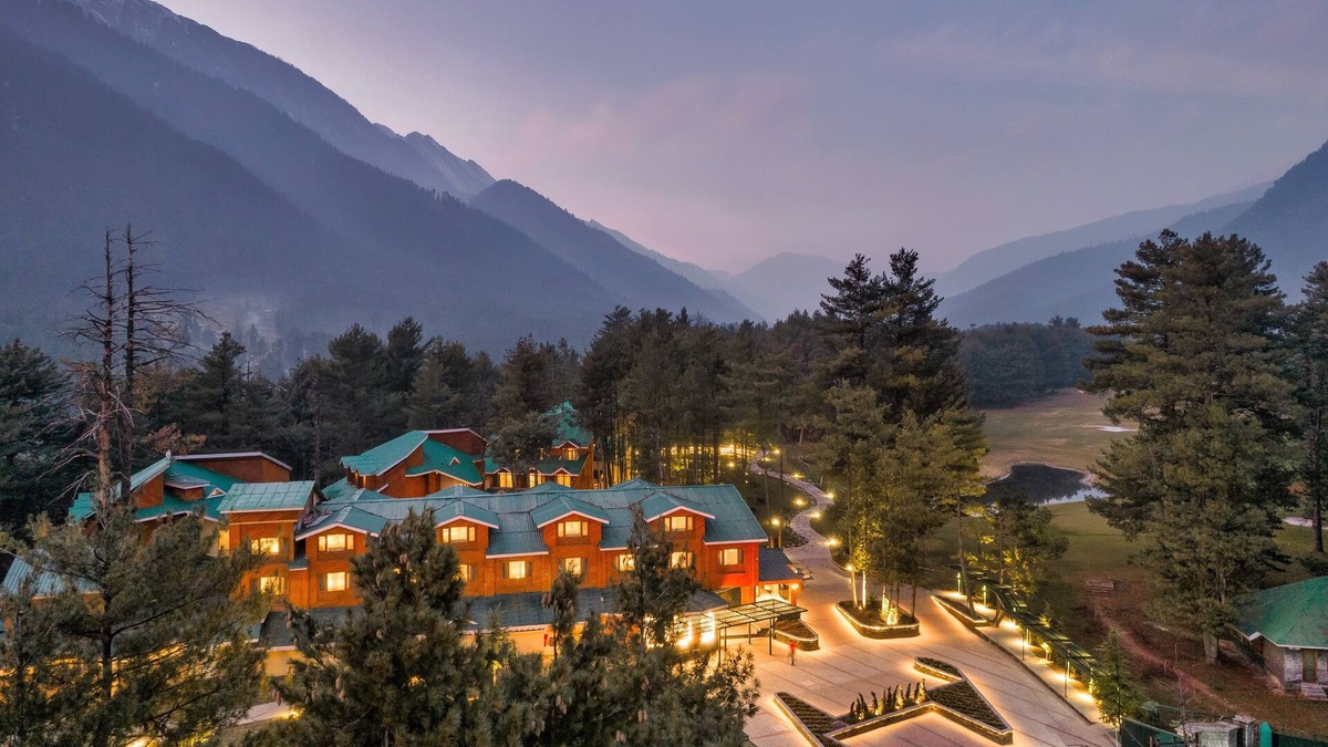 Pahalgam Hotel | Radisson Golf Resort Pahalgam