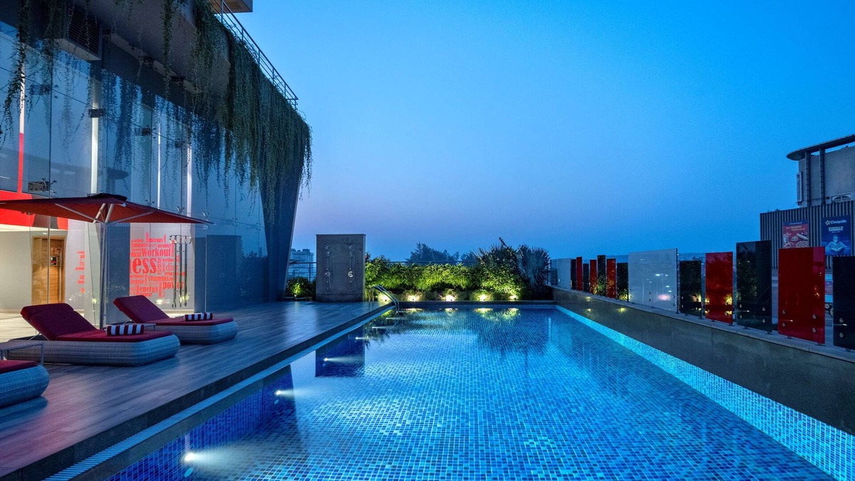 Mohali Hotel | Radisson Red Chandigarh Mohali