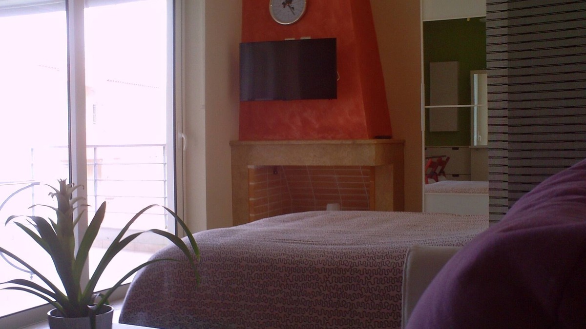Rafina-Pikermi Apartment | RAFINA LUXURY STUDIO NEAR THE SEA.