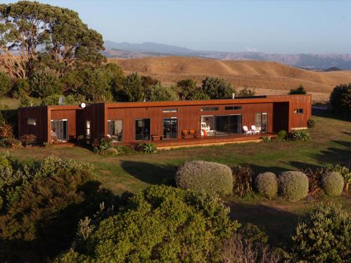 Raglan Apartment | Raglan Travellers Rest Coastal Retreat