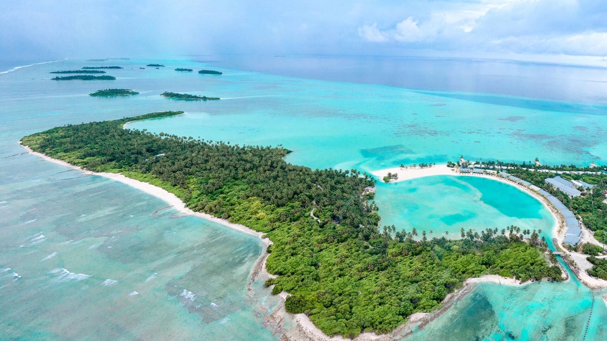 Kudafares Hotel | Rahaa Resort Maldives