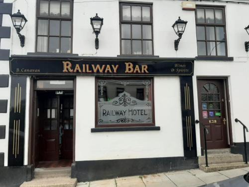 Poyntzpass House | Railway Bar Accommodation