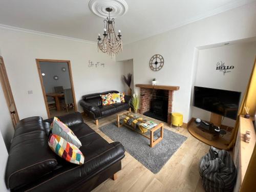 Blyth House | Railway Cottage Retreat