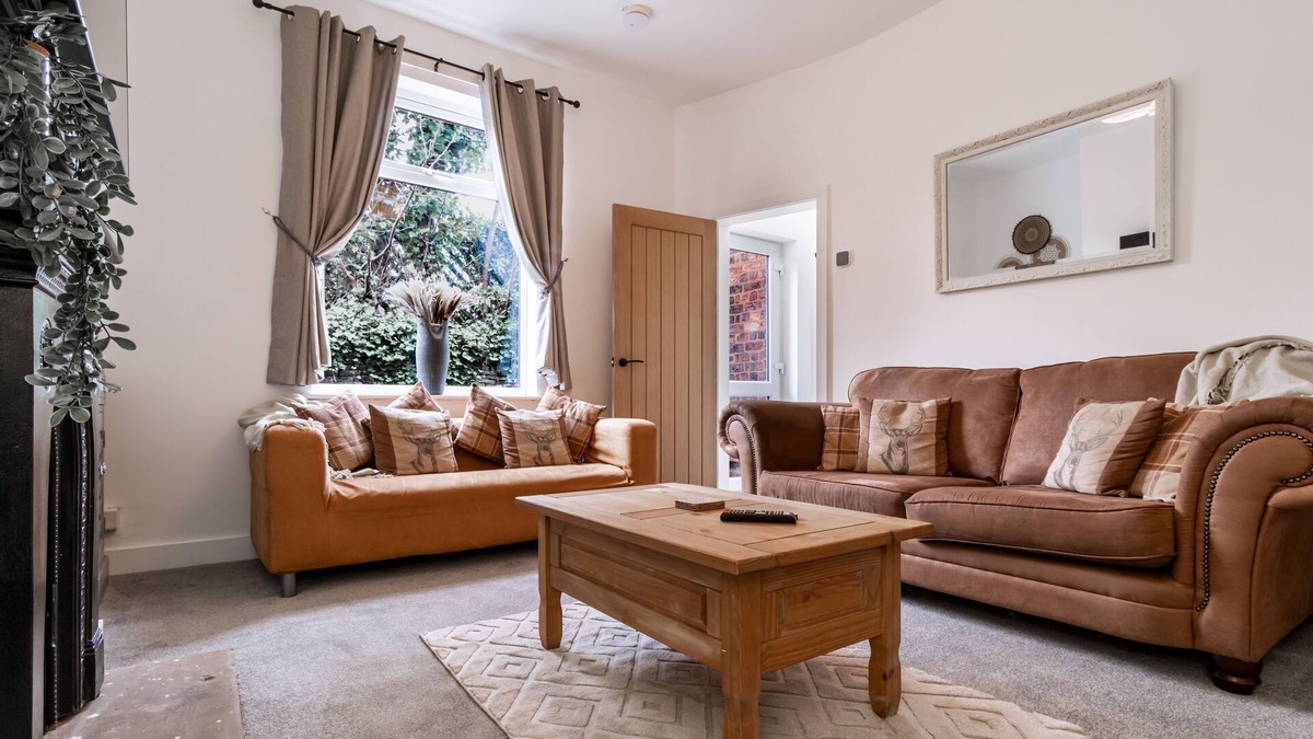 Wakefield Cottage | Railway Retreat