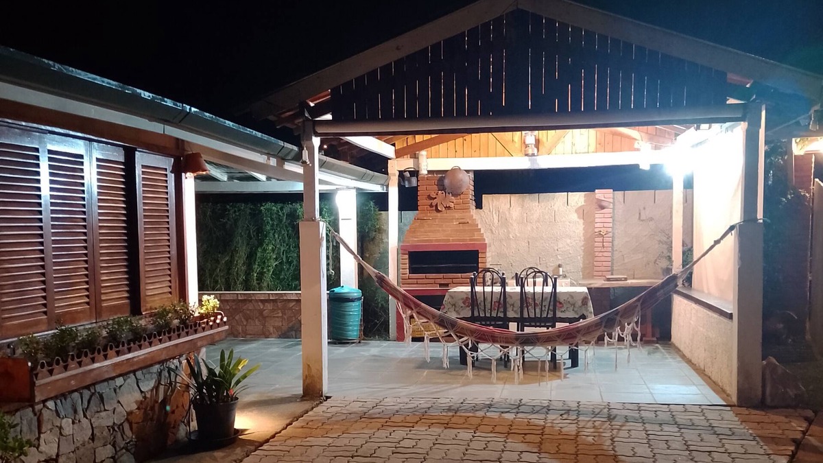 Campista House | Rainbow farm in Campos do Jordão