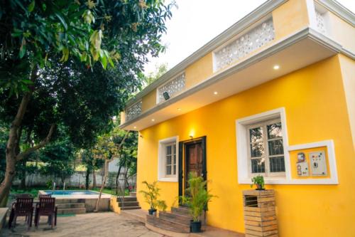 Moratandi Villa | Rainbow Homestay 2BHK with swimming Pool at Auroville