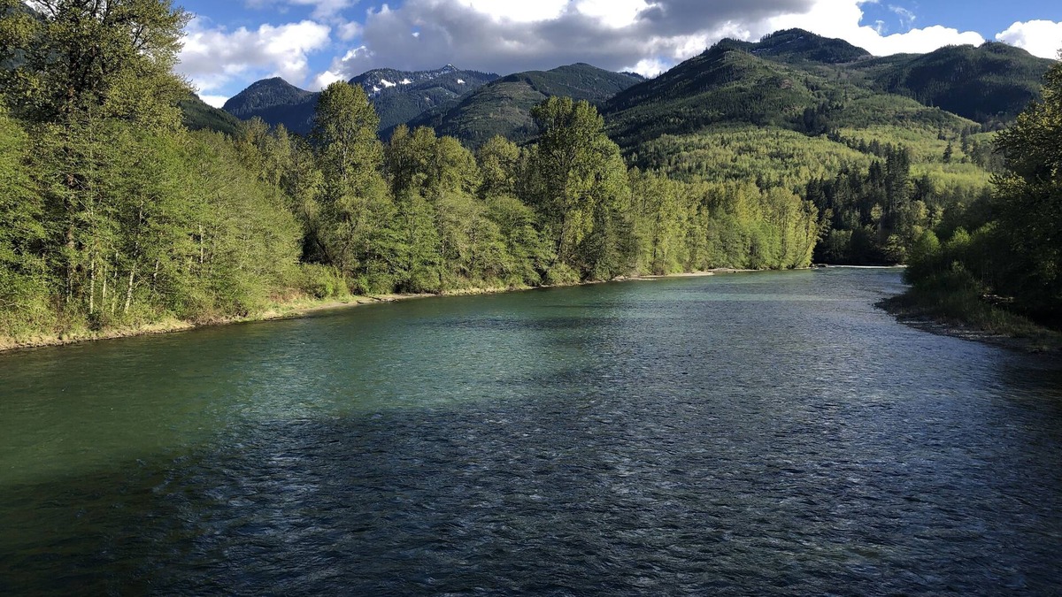 Marblemount House | Rainbow House Private Annex: Year-round comfort at North Cascades National Park!