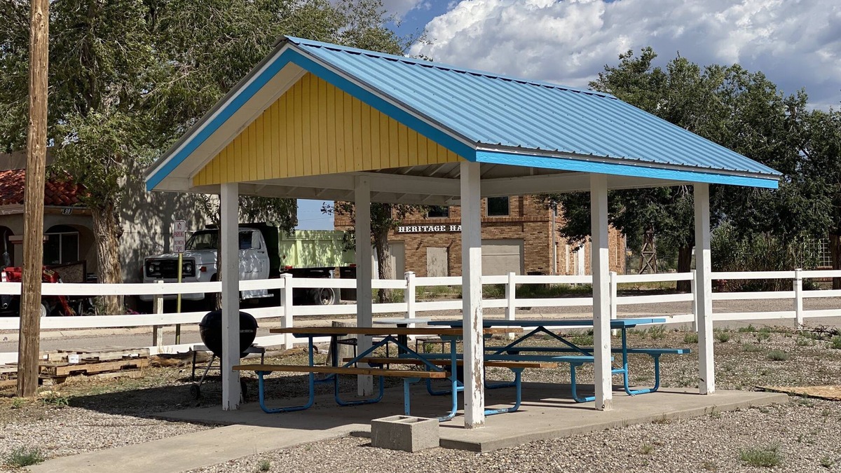 Carrizozo Hotel | Rainbow Inn & Cottages