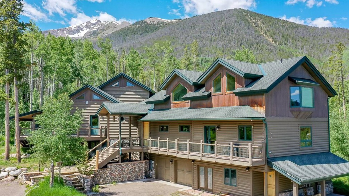 Frisco House | Rainbow Lake Retreat: Spacious 5 Bedroom Frisco Home