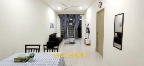 Gambang House | RaiRai Homestay Gambang