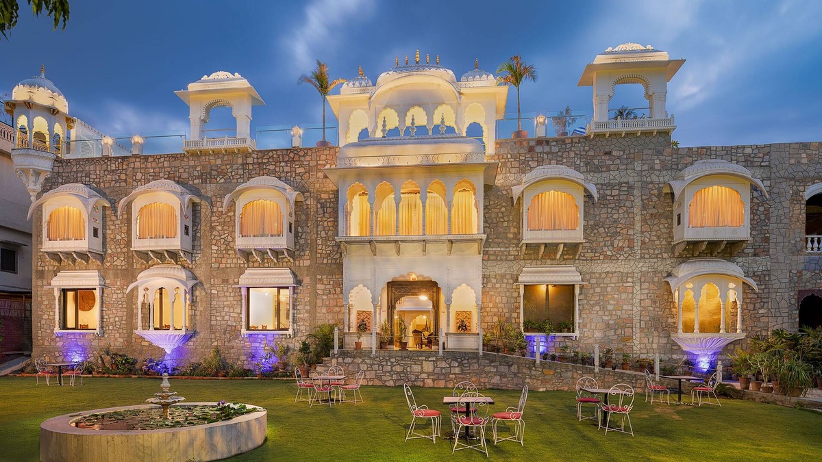 Adarsh Nagar Hotel | Rajasthan Palace - A Heritage Boutique Hotel in Jaipur