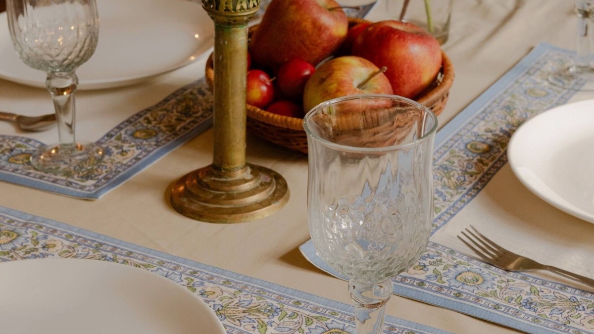 Bhindar Apartment | RajMahal- Live Like Royalty 446-Year-Old Stay 7BR -Homeyhuts