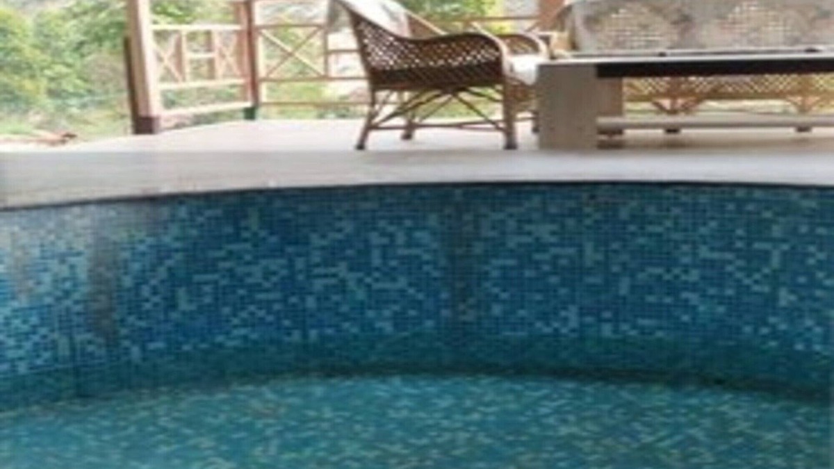 Lansdowne Hotel | Rakatal Rocks Resort