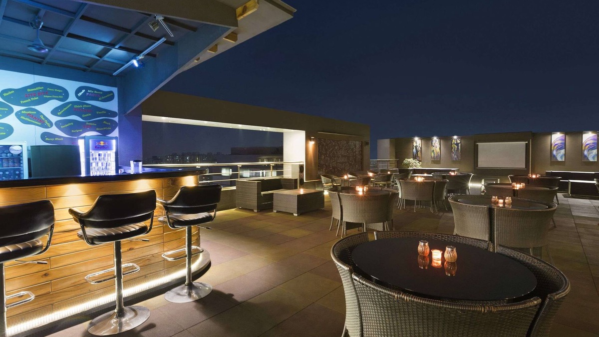 Prahlad Nagar Hotel | Ramada by Wyndham Ahmedabad