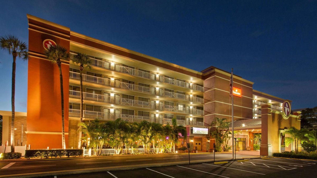 Carver City - Lincoln Gardens Hotel | Ramada by Wyndham Tampa Westshore Airport South