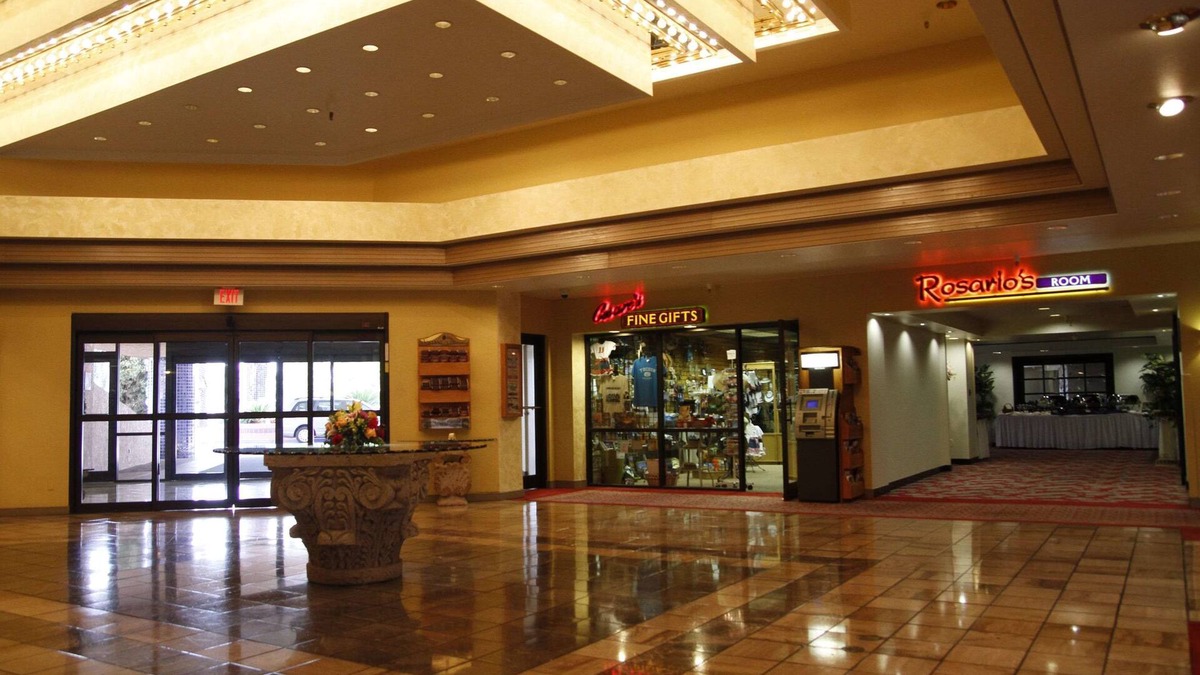 Tucson Hotel | Ramada by Wyndham Viscount Suites Tucson East
