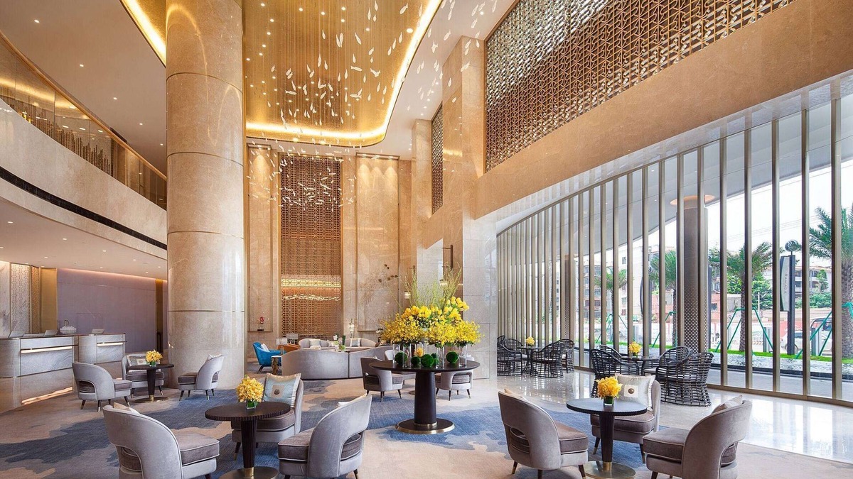 Chengjiang County Hotel | Ramada Plaza Fuxian Lake