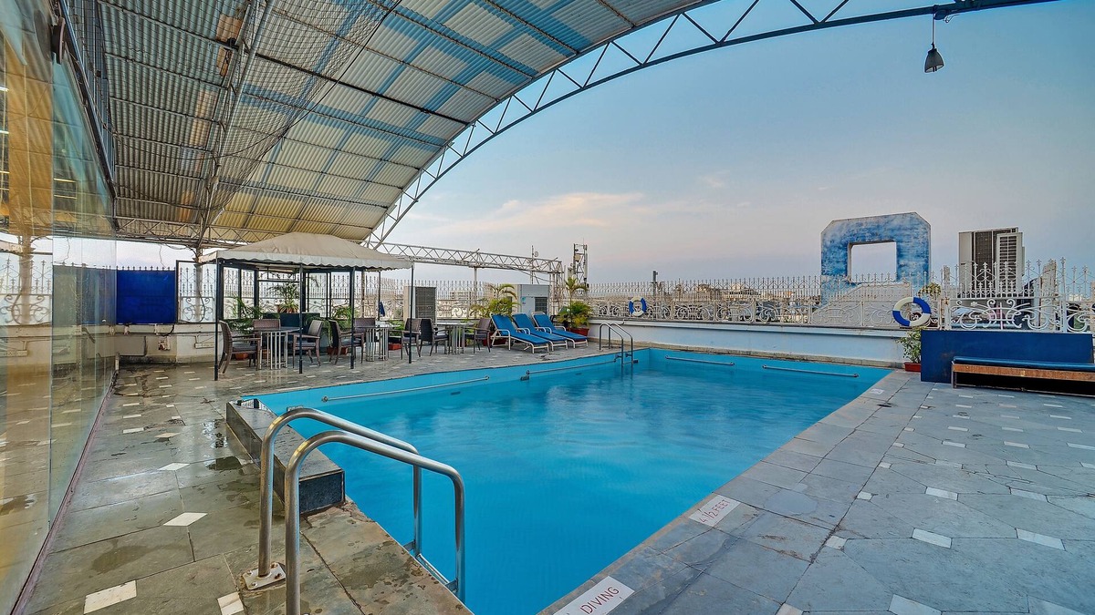 Juhu Hotel | Ramee Guestline Hotel Juhu