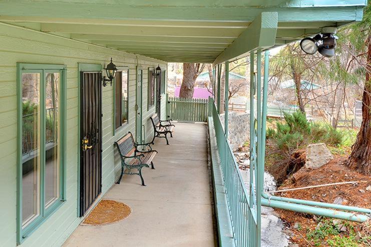 Sierra Vista Southeast Apartment | Ramsey Canyon B&B Apartment Suites
