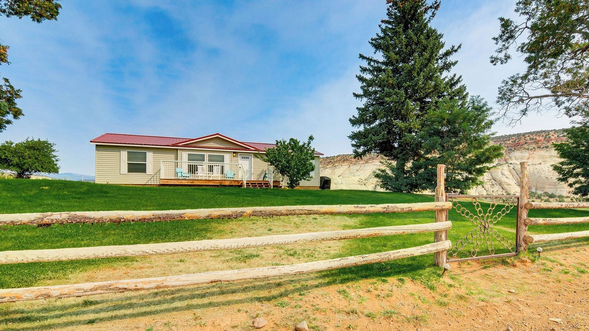 Boulder House | Ranch House in Boulder! Gateway to Nearby Parks!